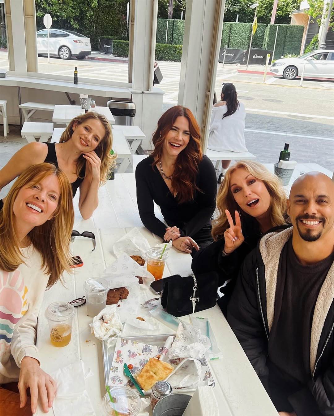 Heartbreaking Goodbye: Courtney Hope Leaves Y&R—The End of Sally Spectra 💔