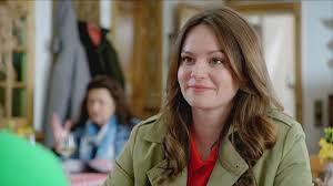 Sie ist die Neue bei “Die Landarztpraxis”: Aus diesen Serien kennst du Nina Schmieder