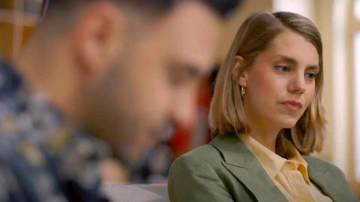 „Unter uns“-Folge vom 31.12.25 auf RTL+: Stella gerät wegen Benedikt ins Grübeln