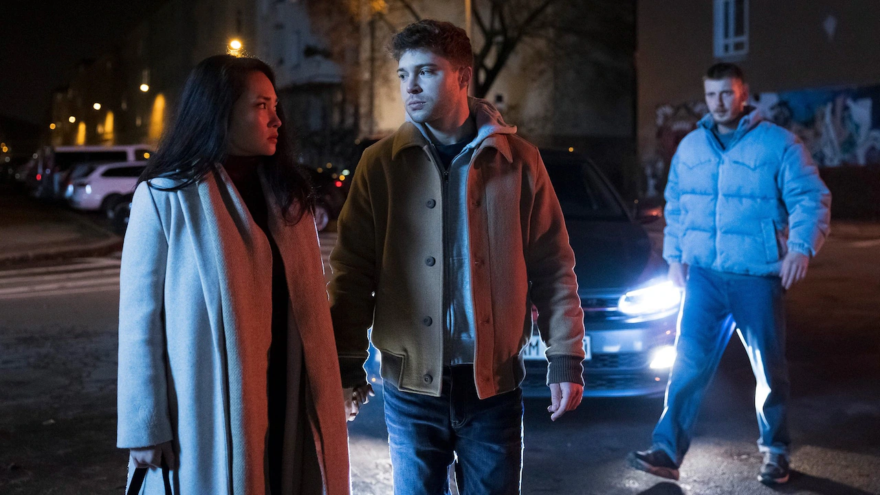 In aller Freundschaft (1015) • Die Guten und die anderen