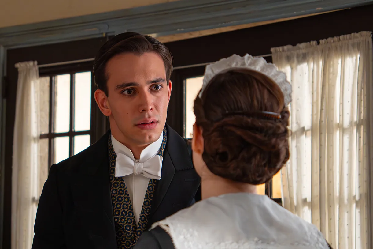 ‘La Promesa’, avance del capítulo 756 de hoy, viernes 16 de enero: Lorenzo pretende retomar los planes de boda con Ángela