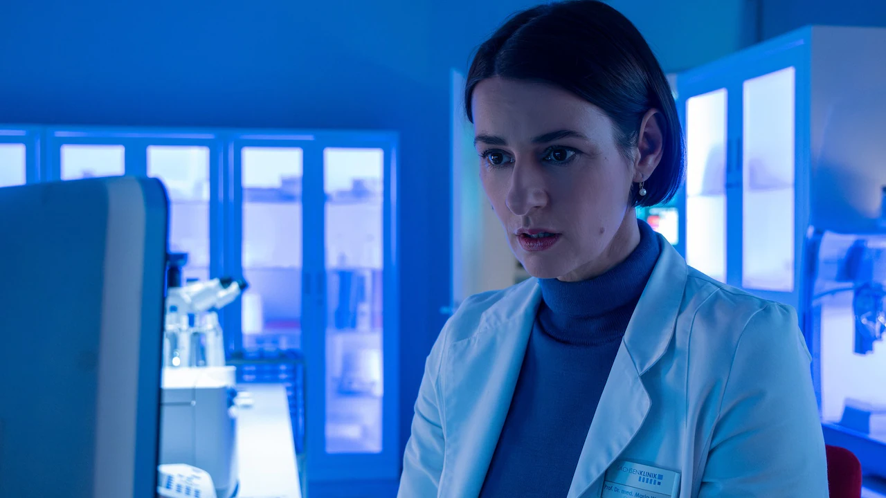 In aller Freundschaft (S28/E14) • Starke Herzen