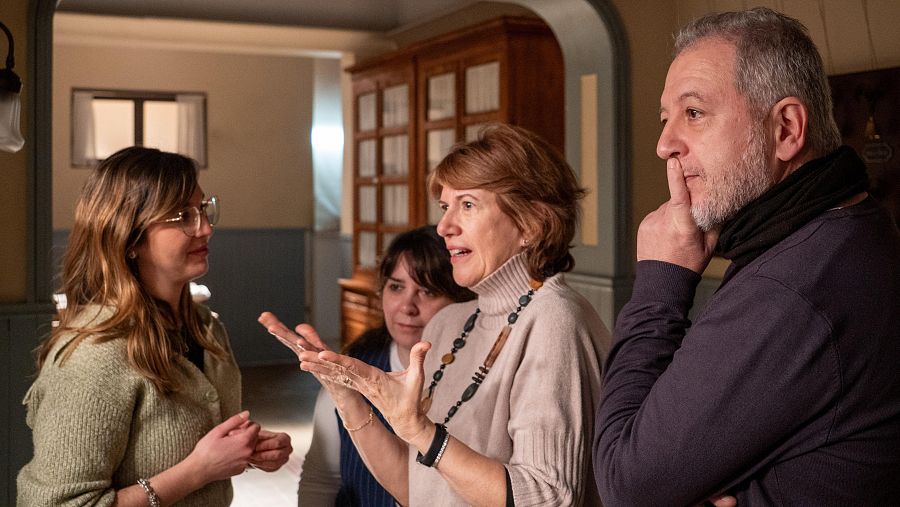 Así ha sido la visita de los fans de ‘La Promesa’ al rodaje de la serie gracias a RTVE Play Participa