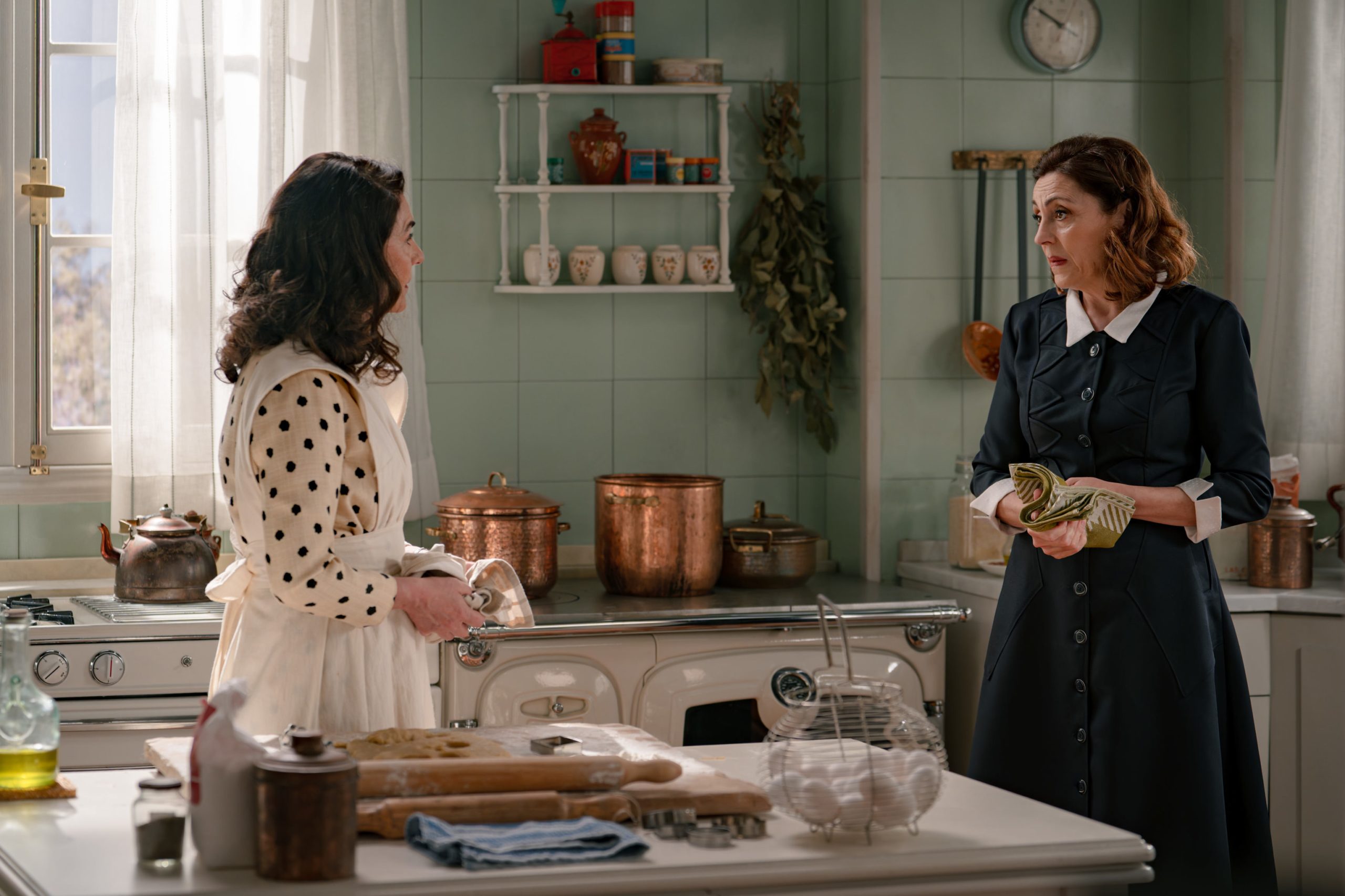 Avance semanal de los capítulos 242 a 246 de ‘Sueños de libertad’ del 10 al 14 de febrero en Antena 3: Una boda en peligro