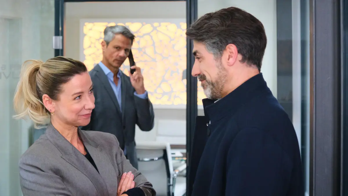 „Unter uns“-Vorschau vom 13.01.25 auf RTL+: Ute redet Benedikt ins Gewissen