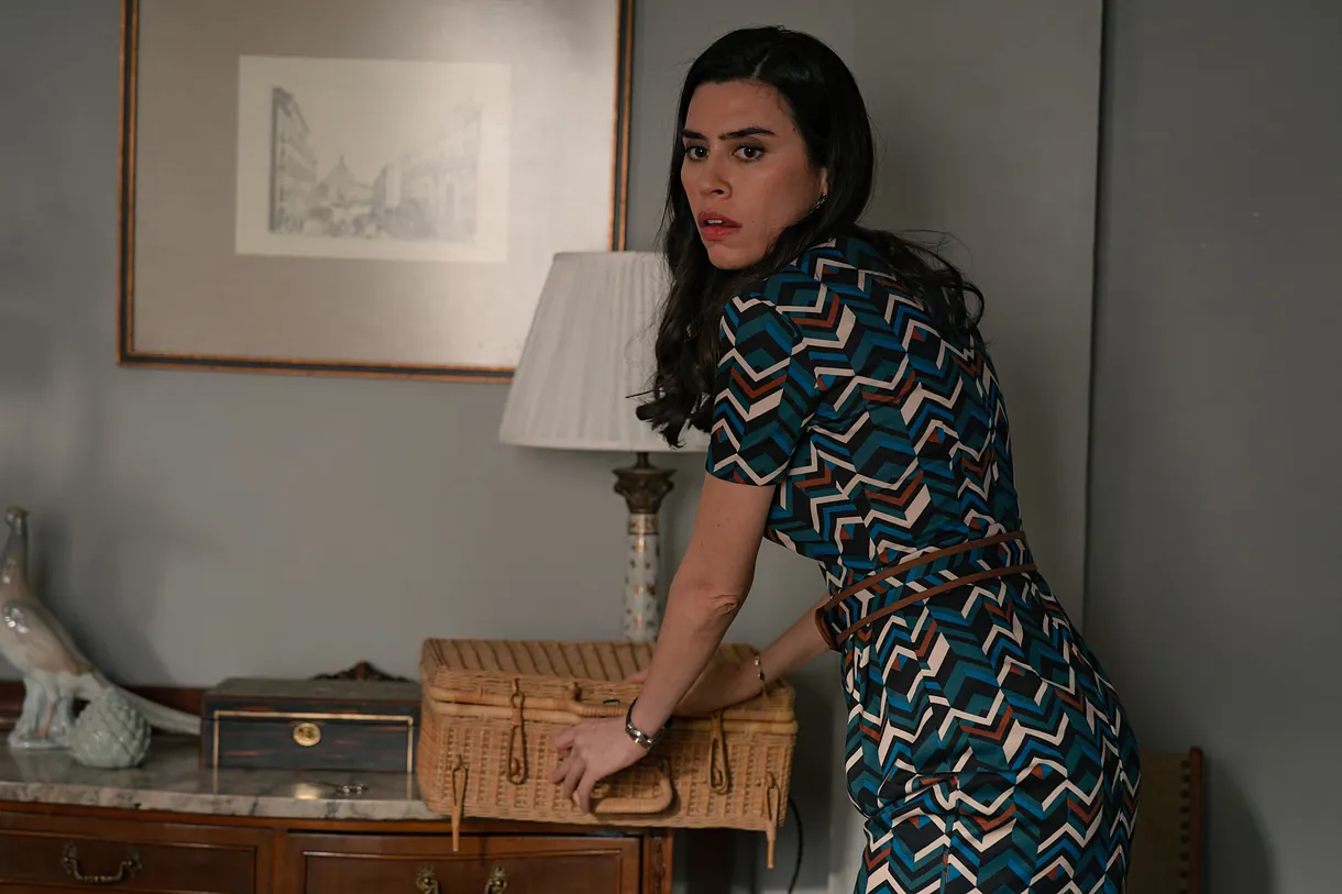 Avance semanal de ‘Sueños de libertad’, del 5 al 9 de enero: María roba secretos, Pelayo toma una decisión crucial y alguien vigila a Claudia