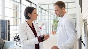 „In aller Freundschaft“ eskaliert im Januar: Drogen, Krampfanfälle und Doppelfolge