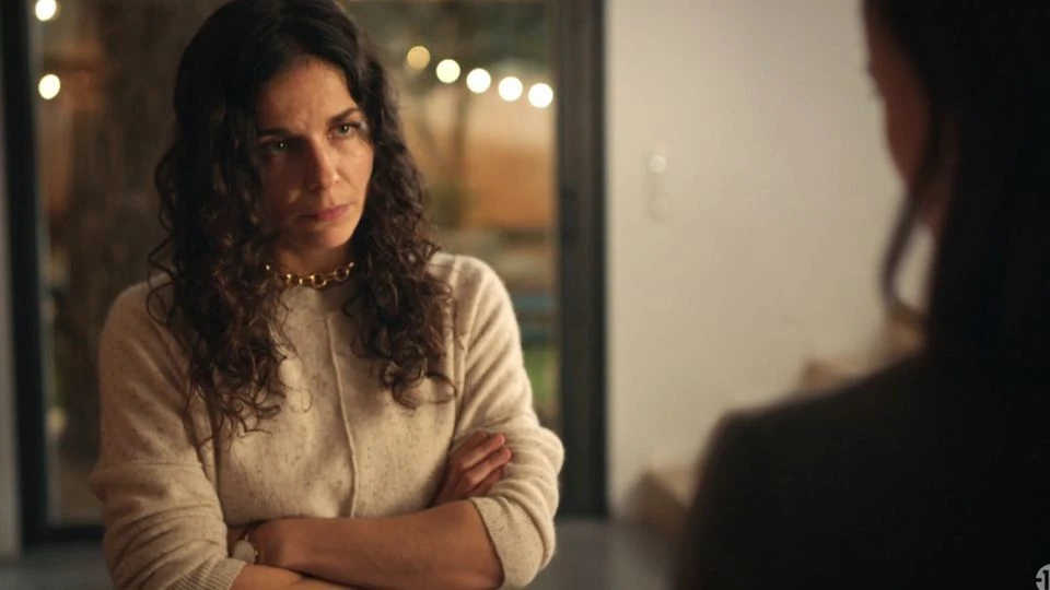 Demain nous appartient : “Ça fait deux ans qu’elle utilise un faux nom” Le résumé du 30 janvier (SPOILERS)