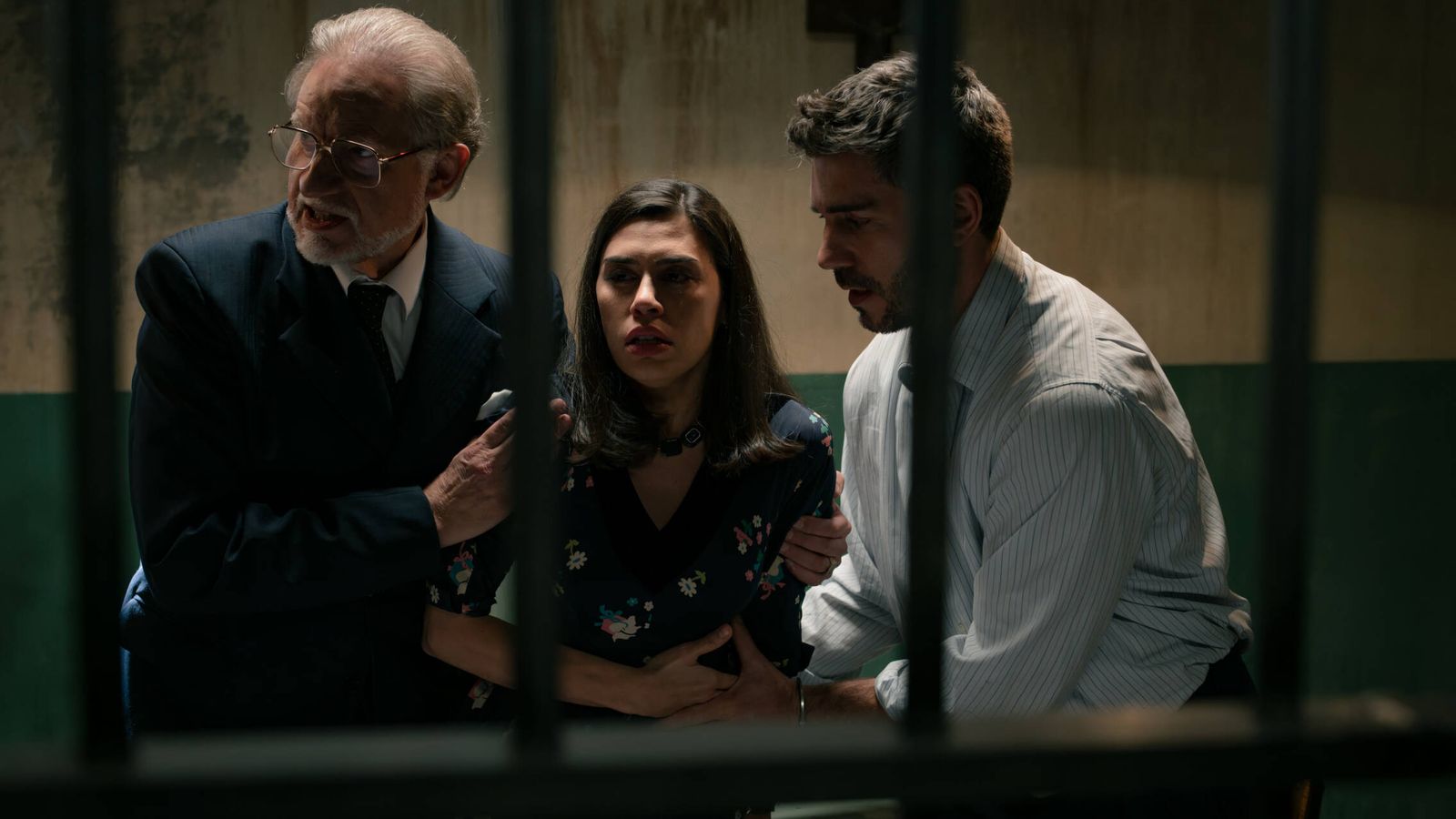 ‘Sueños de libertad’: Avance del capítulo 237 del lunes, 3 de febrero: Los De la Reina temen que les quiten su empresa