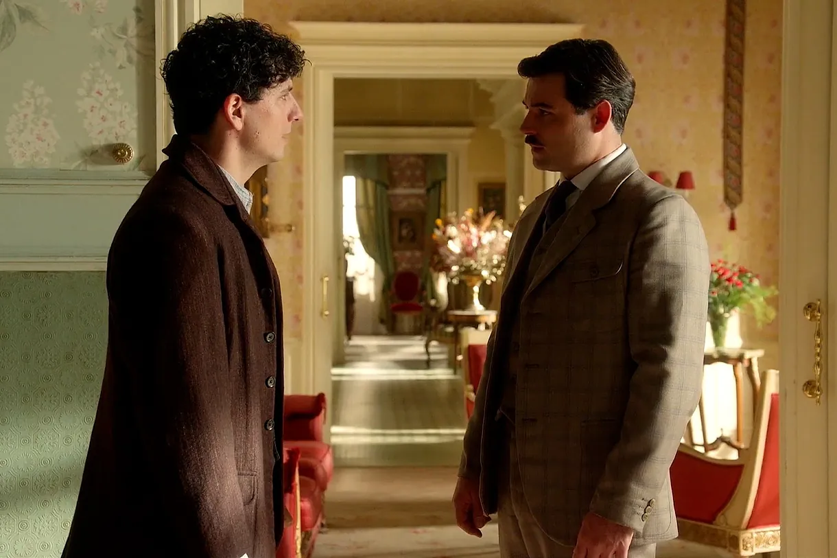 Avance de ‘La Promesa’, capítulo 736 de hoy miércoles 17 de diciembre: Adriano y Martina improvisan una romántica cena