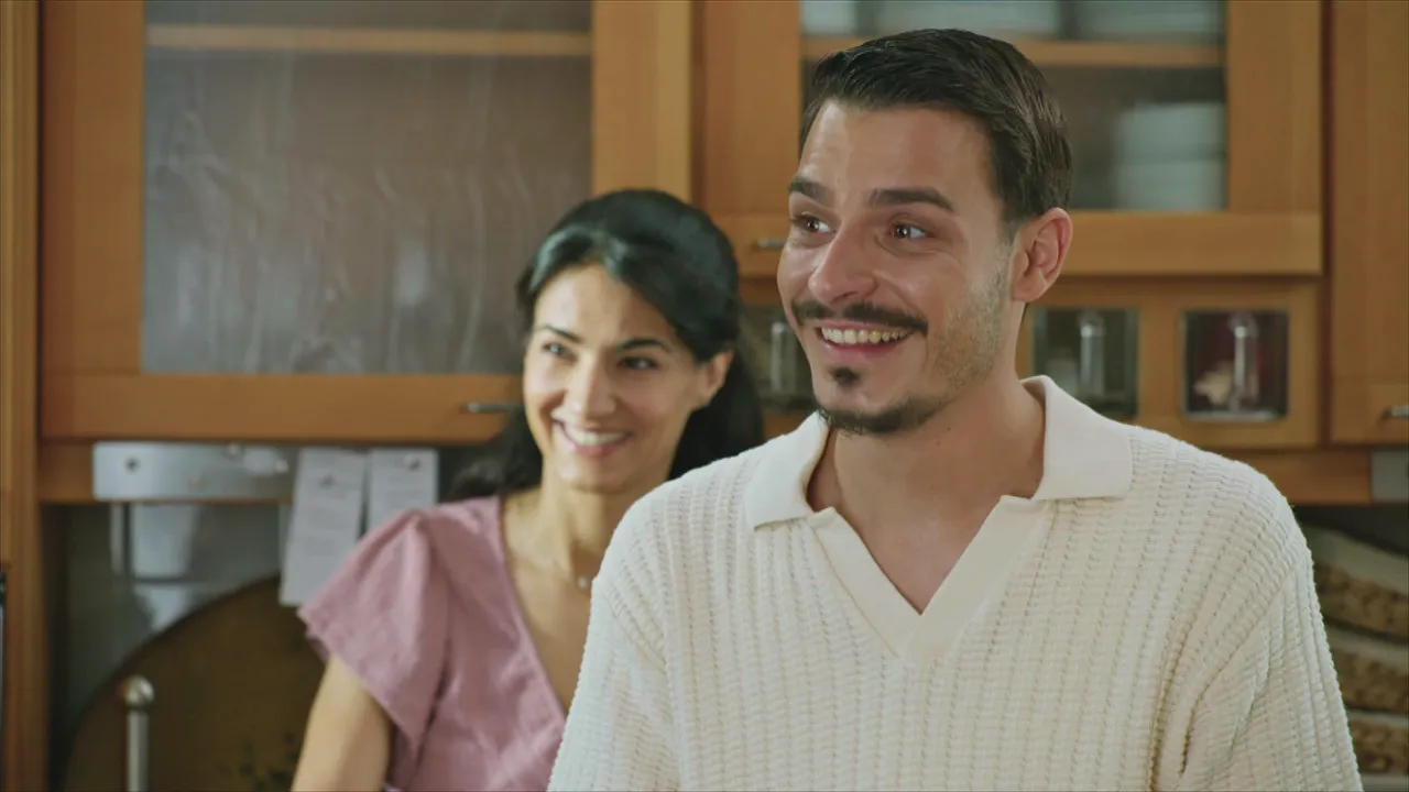 “Die Landarztpraxis” ab 9.2.: Simon redet über seine Vergangenheit