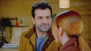 “Die Landarztpraxis”: Das sagt Matthias Killing zu Liebes-Szenen mit Caroline Frier