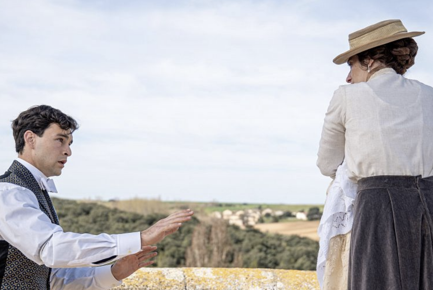 Avance de ‘La Promesa’, capítulo de hoy, lunes 16 de junio: Rómulo y Emilia abandonarán juntos el palacio